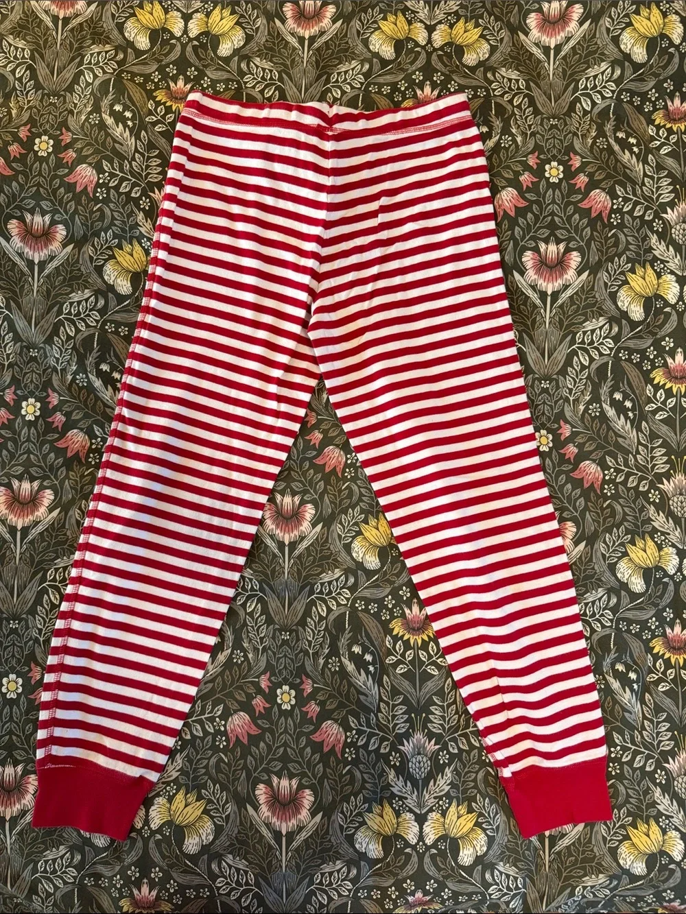 Primary Adult pajama set Unisex size XS, family matching, mommy & me